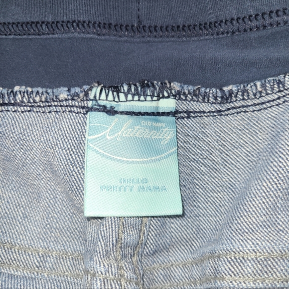 OLD NAVY MATERNITY SHORTS WOMENS 10 BLUE DENIM RAW HEM BELLY WAISTBAND - Picture 9 of 11